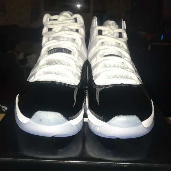 jordan 11 concord size 9.5
